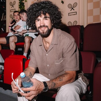 Лига Ставок Теннисный клуб